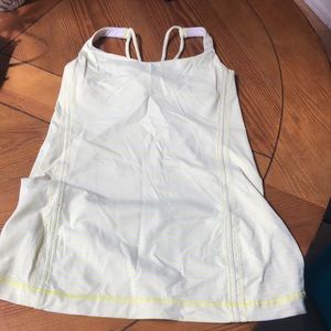 Lululemon workout top Size 6